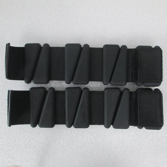 BUNDLE OF WORKOUT ACCESSORIES - Picture 10 of 12